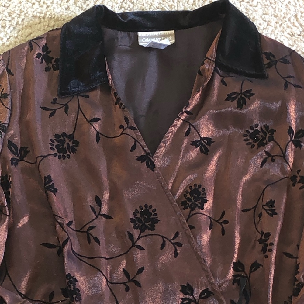 Luxurious Coldwater Creek Wrap Shirt; Large